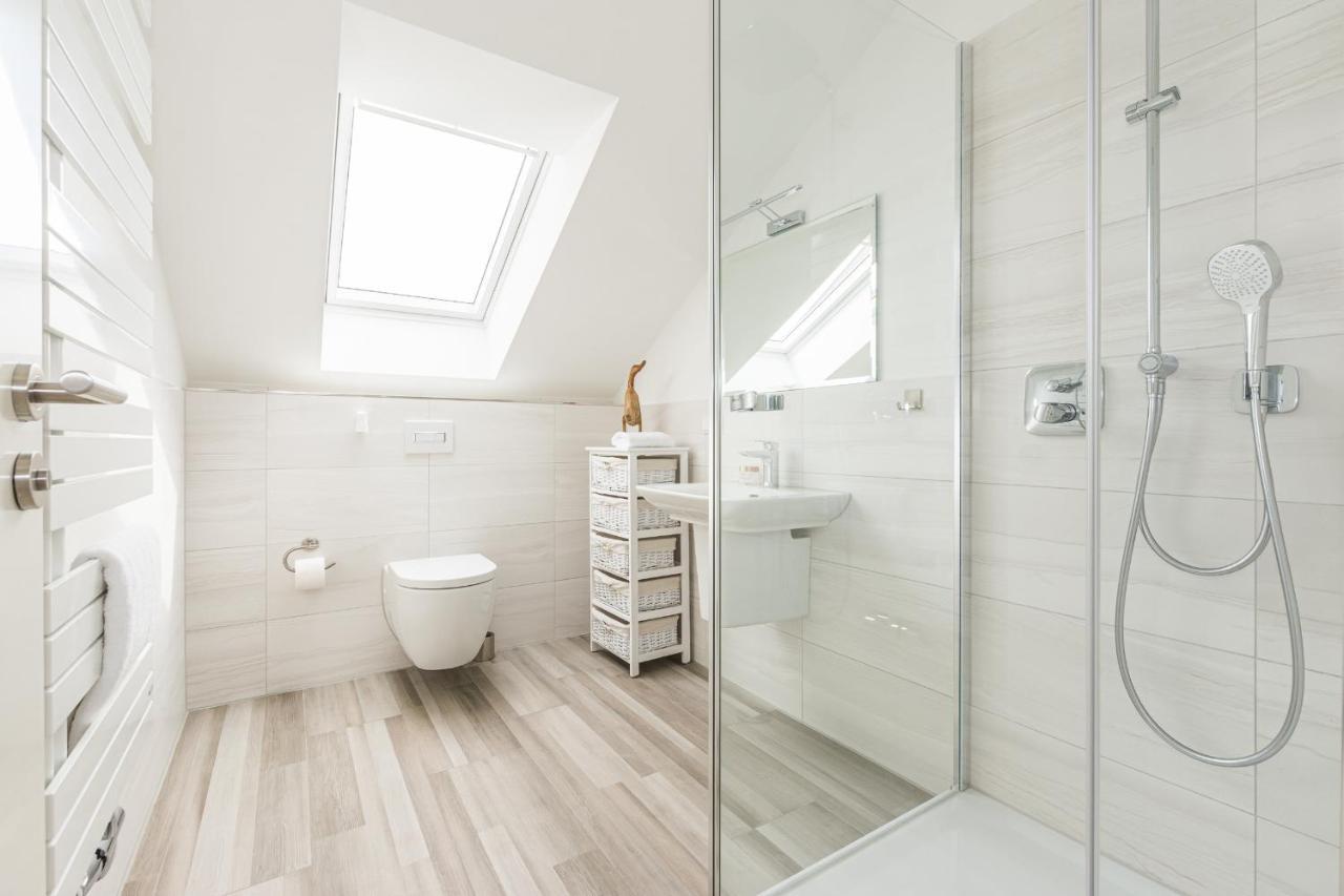 Luxus-See-Domizil Mit Sauna, Kamin Und Boot-130 Qm Fuer 6 Personen Krakow am See Bagian luar foto