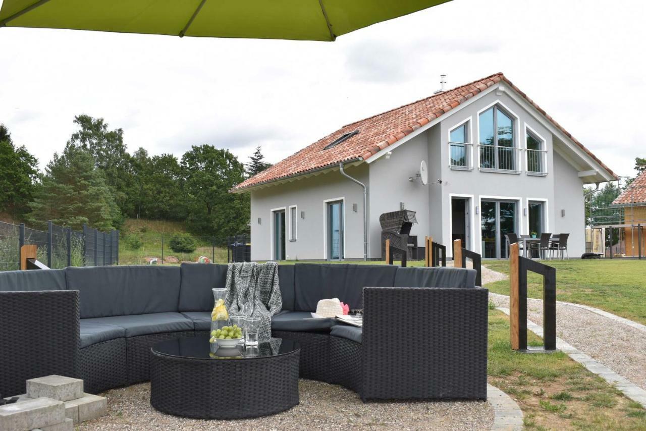 Luxus-See-Domizil Mit Sauna, Kamin Und Boot-130 Qm Fuer 6 Personen Krakow am See Bagian luar foto